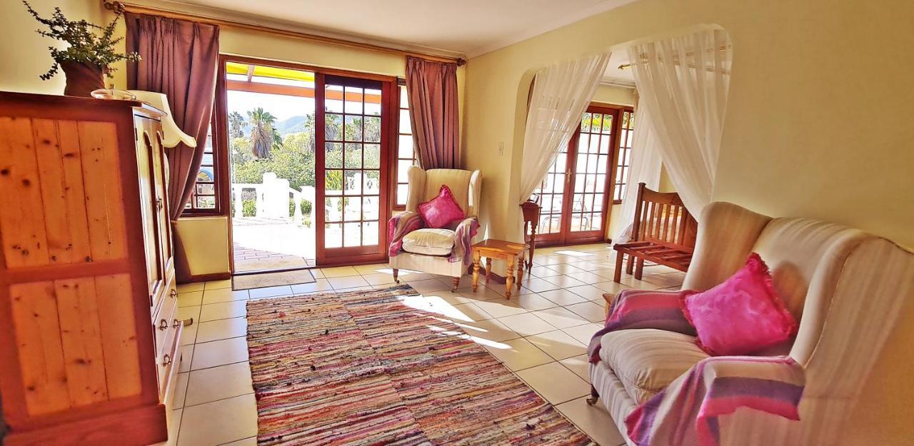 Montagu Little Sanctuary - Hot Spring Access At Reduced Price Apartman Kültér fotó